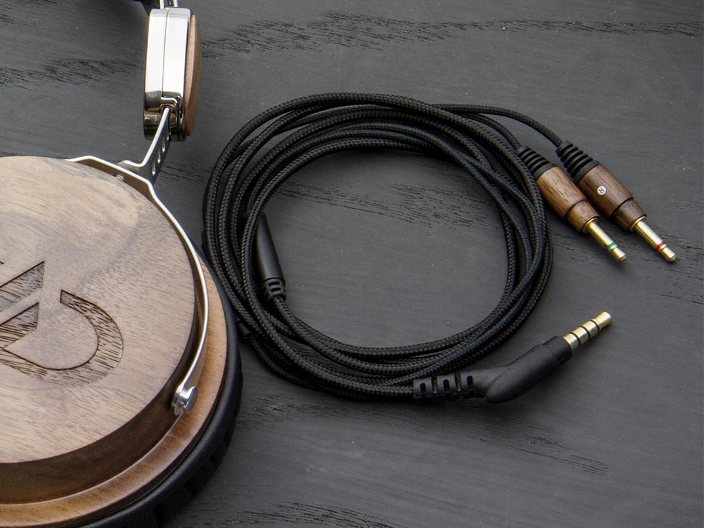 Isolated Image of DXB-04 Tangle Resistant Cable