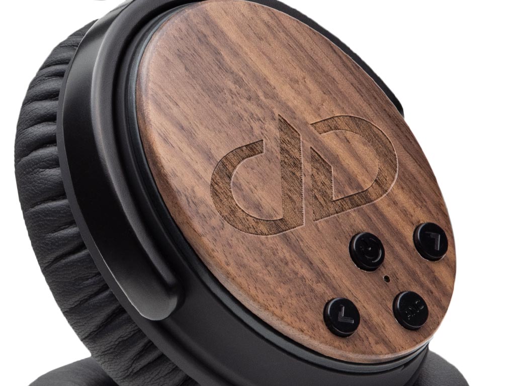 Close up DXBT-05 to Show Walnut Hardwood Chambers