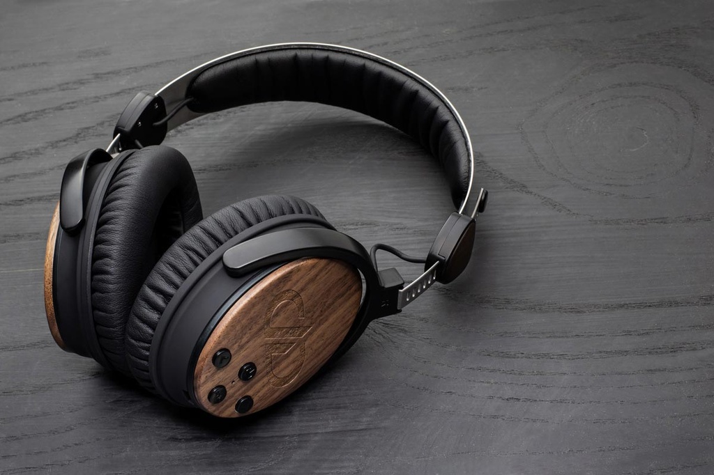 Headphones, Bluetooth, Over the ear.